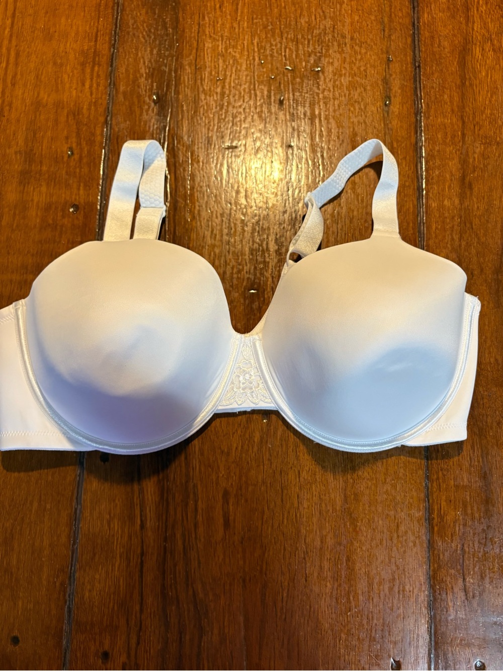 Vanity Fair Smooth T-Shirt Bra - White